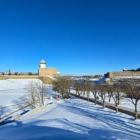 Hero Avenue Apartman