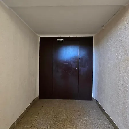 Hero Avenue Apartman *